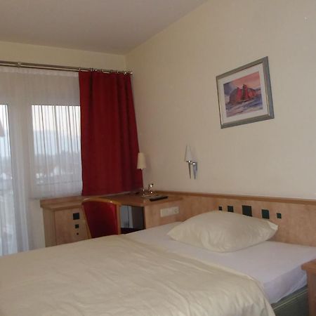 Hotel Ring Park Buchen  Exterior foto