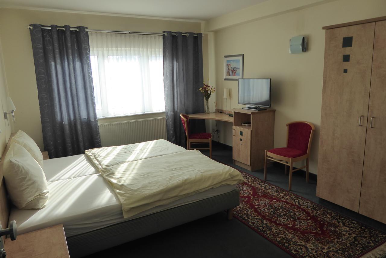 Hotel Ring Park Buchen  Exterior foto