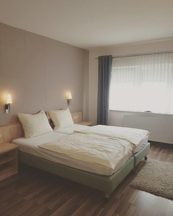Hotel Ring Park Buchen  Exterior foto
